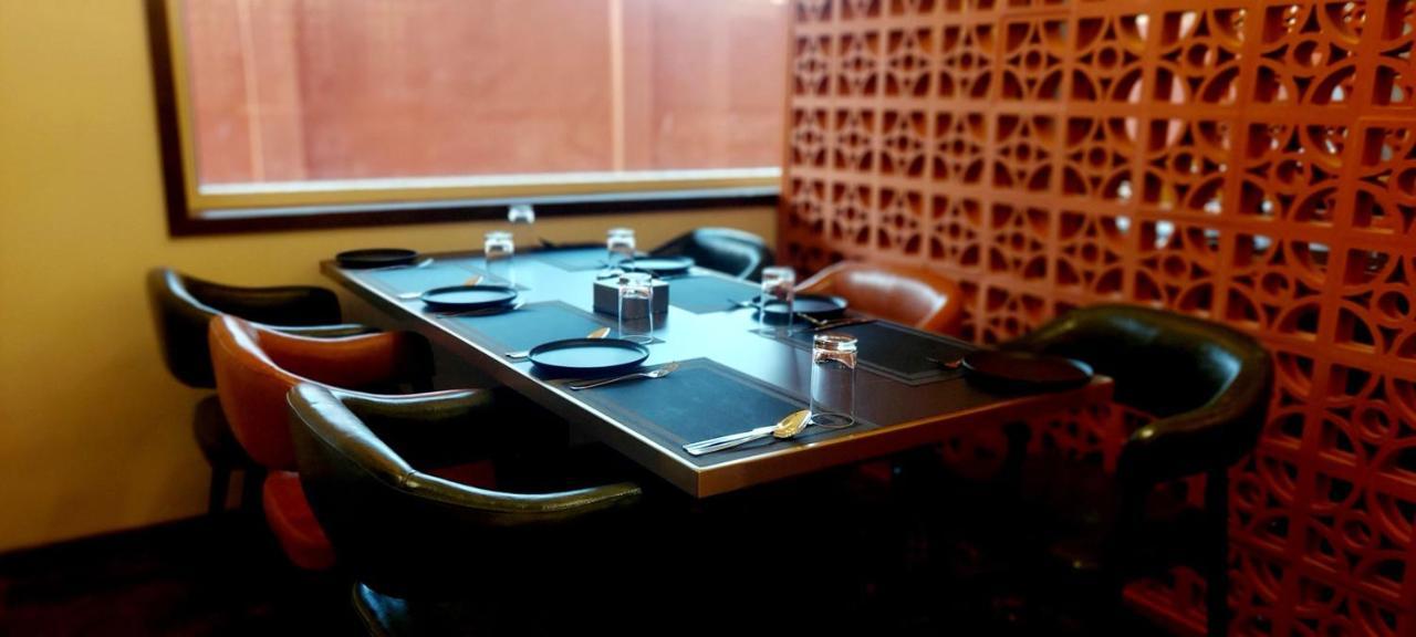 Hotel Madhuban Silvassa Luaran gambar