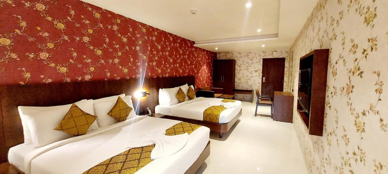 Hotel Madhuban Silvassa Luaran gambar