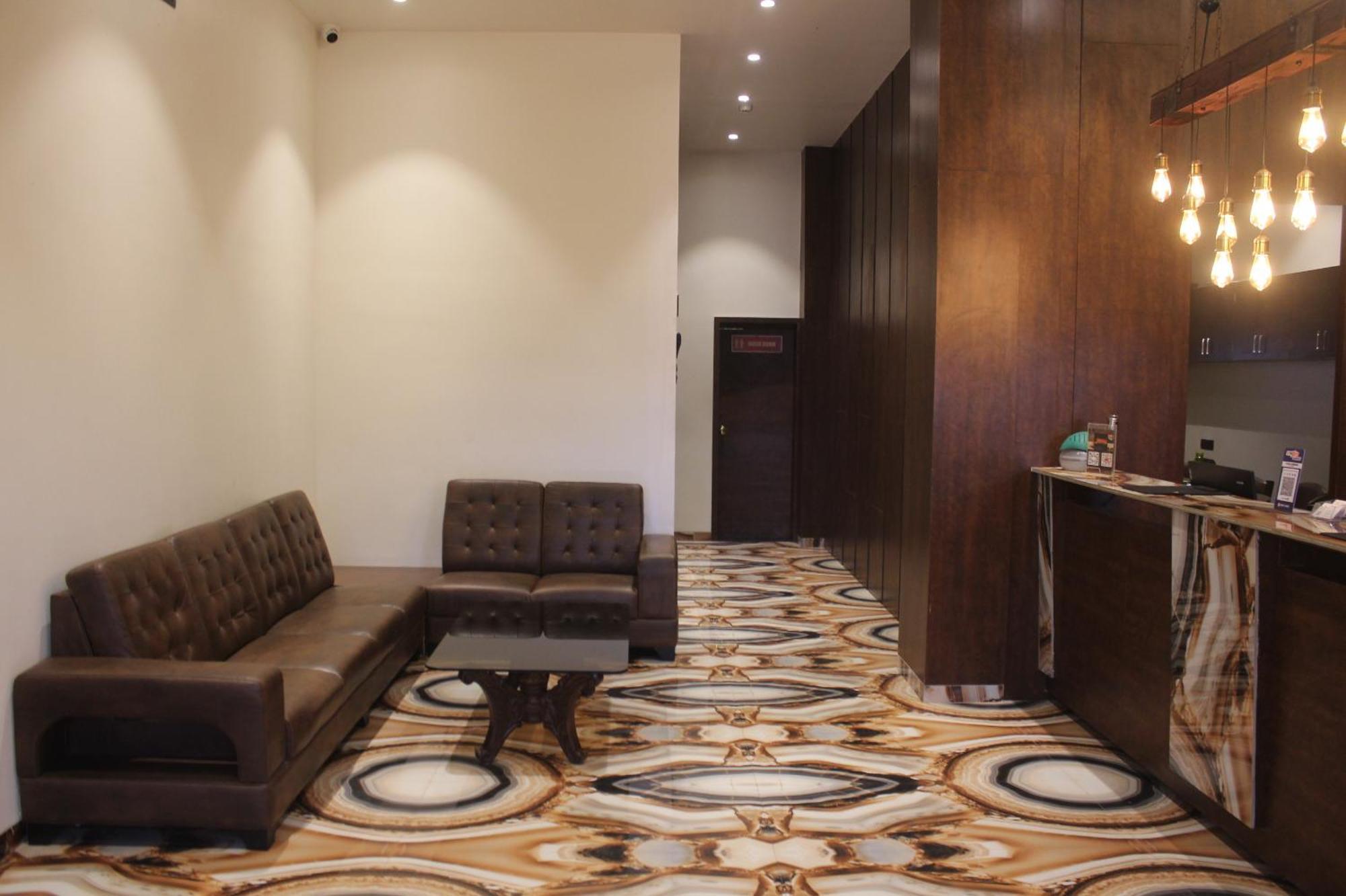 Hotel Madhuban Silvassa Luaran gambar